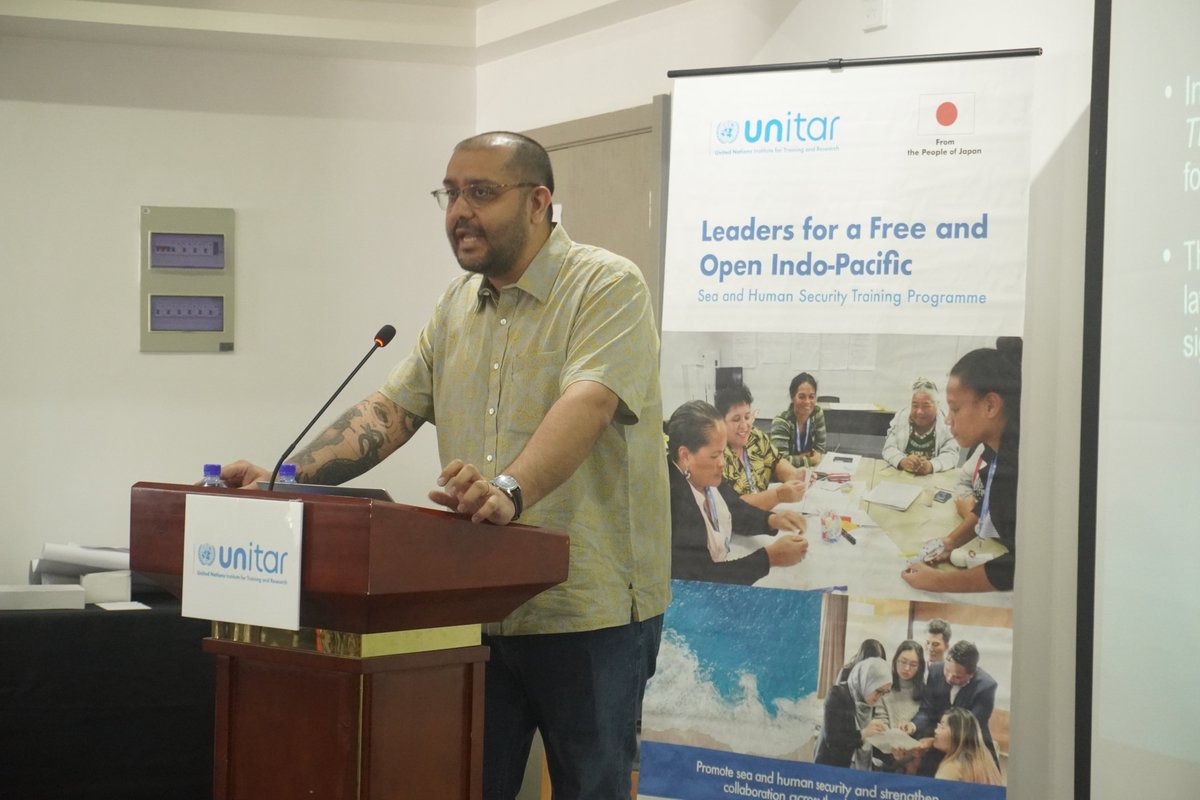 UNITARHiroshima's tweet photo. Today, participants of the Japan-funded #FOIP workshop in Fiji attended a full day of lectures covering topics ranging from gender and inclusivity to fundraising,  and exchanged ideas they learned together. ⚧️💰

#FOIPFiji #LeadersforFOIP #SeaSecurity #HumanSecurity https://t.co/dFDcUjQ4aI