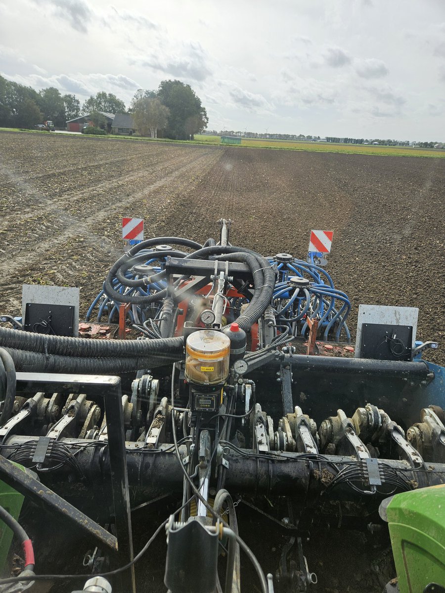 Gisteren oogst 24 afgerond, was een typische maandag met de nodige problemen. Nu van start met zaaien van oogst 25 😍