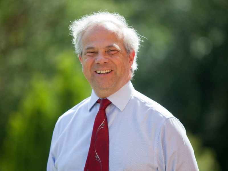 Jeremy Moody, secretary and adviser to the Central Association of Agricultural Valuers (CAAV), has won the Lifetime Achievement Award at the prestigious Farmers Weekly Awards 2024. 

<a href="/CAAVAgValuer/">CAAV</a>

buff.ly/4dIQXMK