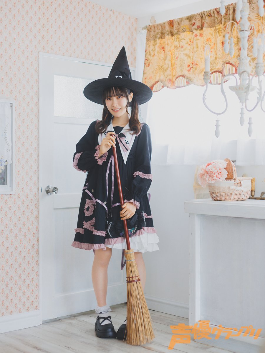 声優グランプリ 11月号 本日発売です🌸 特集ページにインタビューと