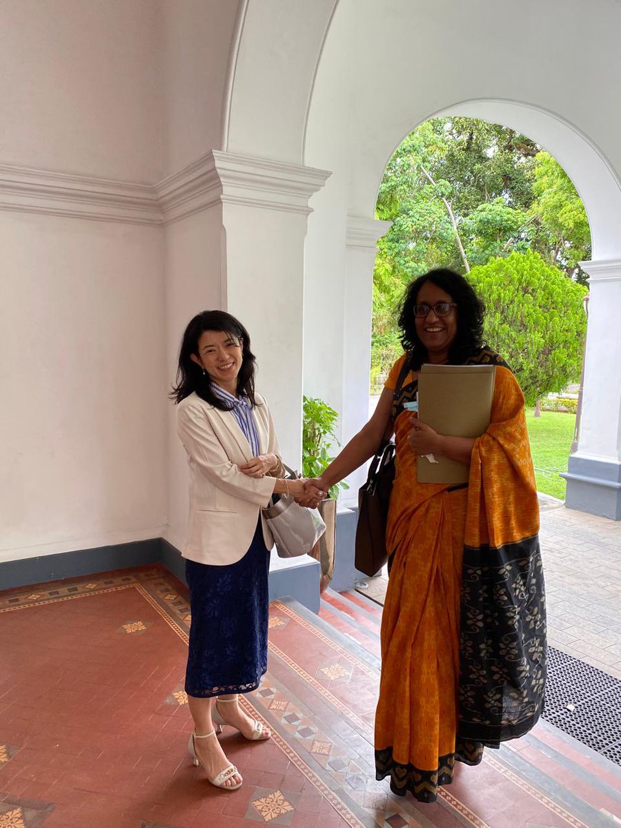 Azusa Kubota 久保田あずさ (@azusakubota) on Twitter photo Glad to meet & congratulate <a href="/Dr_HariniA/">Dr. Harini Amarasuriya</a> on her appointment as the Prime Minister. Building on our long standing partnership thru the Women’s Caucus and <a href="/CitraLabLK/">Citra Lab</a>, truly looking forward to working closely w/ <a href="/PMOfficeSL/">Prime Minister's Office</a> along with Secretary <a href="/pradeepsapu/">Pradeep Saputhanthri</a> for sustainable dev. Glad to meet & congratulate <a href="/Dr_HariniA/">Dr. Harini Amarasuriya</a> on her appointment as the Prime Minister. Building on our long standing partnership thru the Women’s Caucus and <a href="/CitraLabLK/">Citra Lab</a>, truly looking forward to working closely w/ <a href="/PMOfficeSL/">Prime Minister's Office</a> along with Secretary <a href="/pradeepsapu/">Pradeep Saputhanthri</a> for sustainable dev.