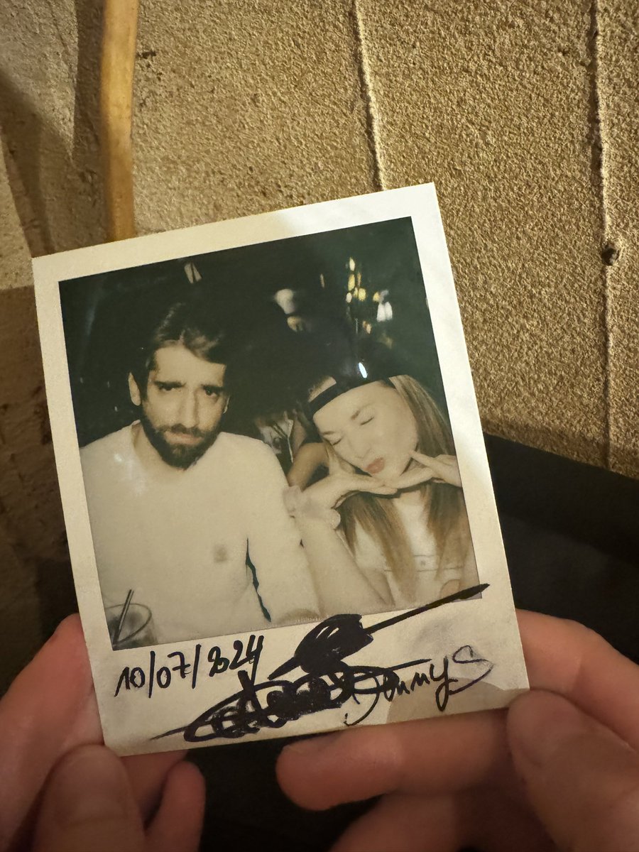 manonkingma's tweet photo. special nights https://t.co/hMtgOrmTs4