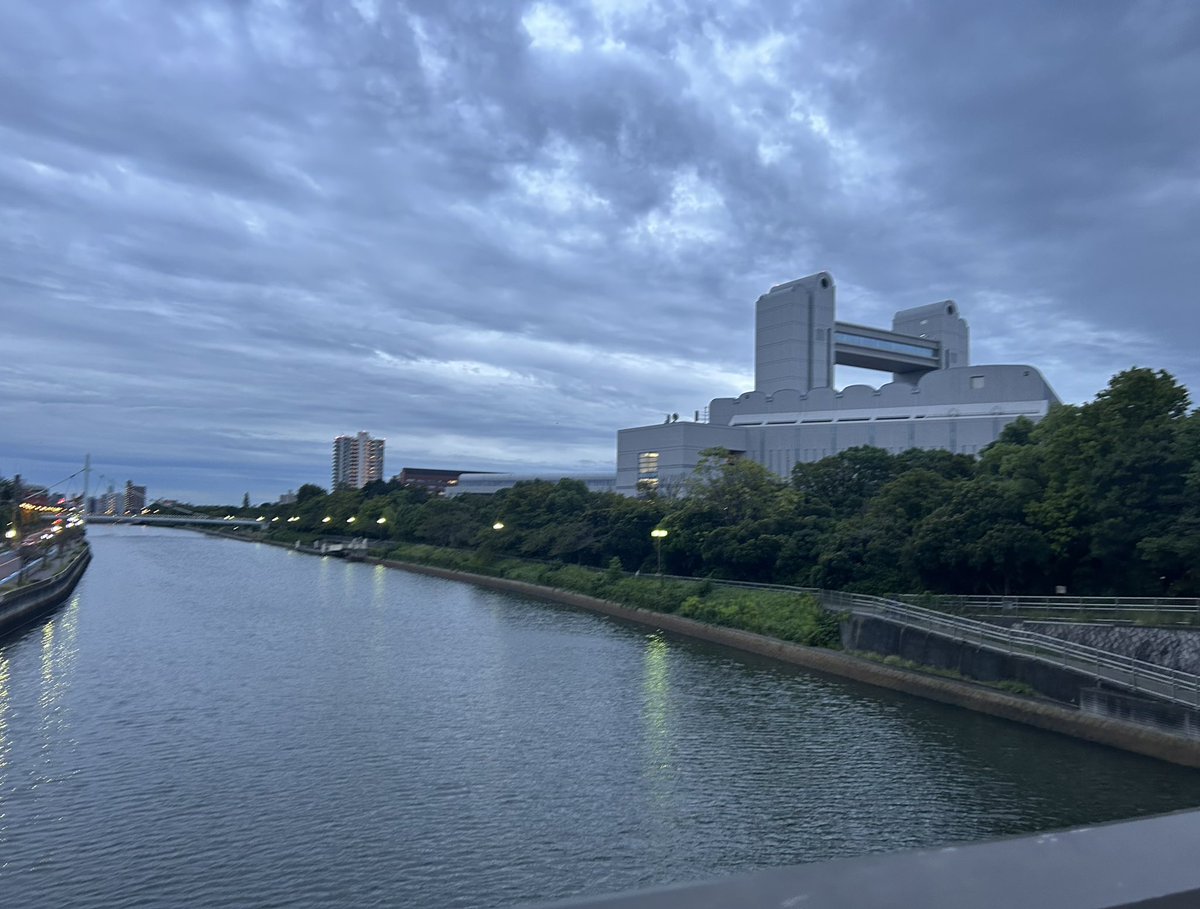 たまには電車も良いです
ライブ休憩中
#玉置浩二
#センチュリーホール