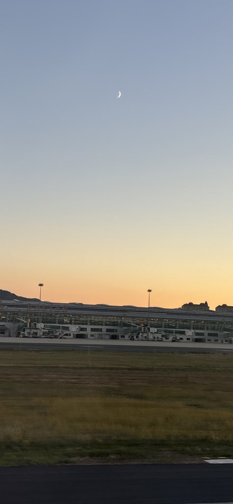 今年3度目の大連。いい天気だ！！
今回は1ヶ月間の滞在！