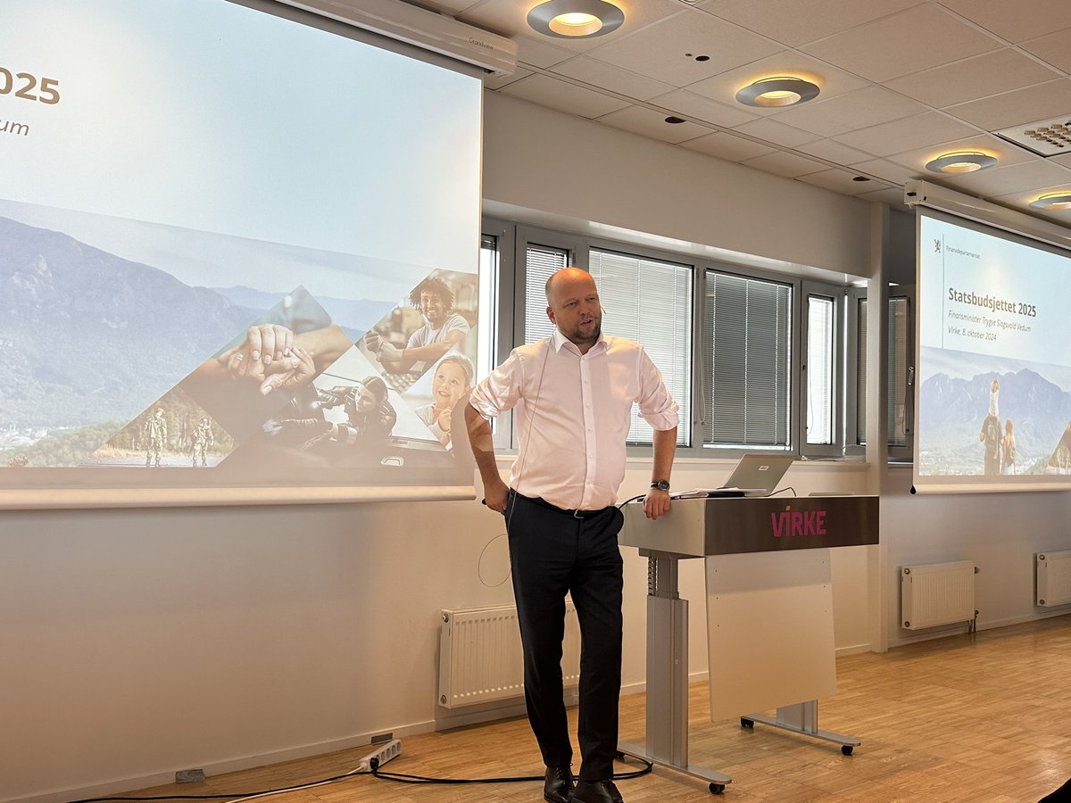 Medlemsmøte om statsbudsjettet 2025 med finansminister Trygve Slagsvold Vedum. <a href="/virke_no/">Virke</a>