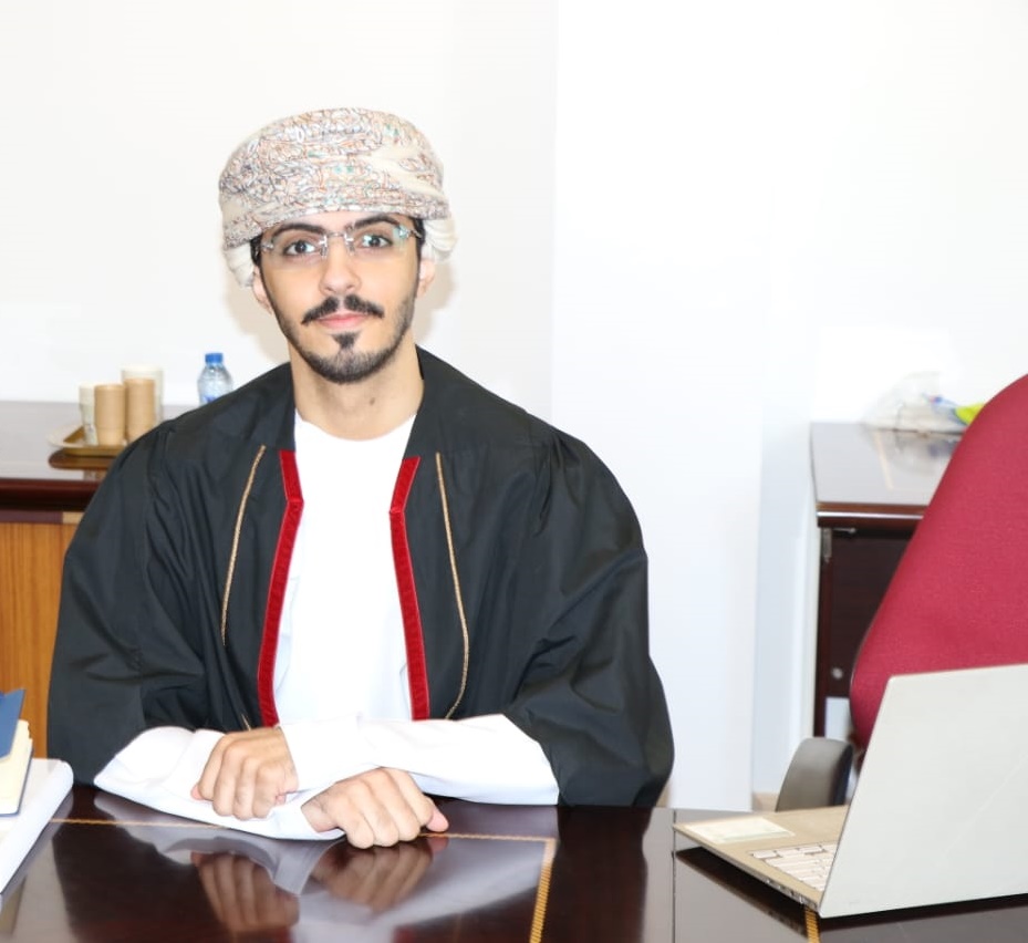 clawsqu's tweet photo. مناقشةرسالة الماجستير للطالب/زعيم بن ناصر الشعيبي بعنوان"الضمانات الجنائيةالدستوريةللمحاكمةالجزائيةفي التشريع العماني-دراسةمقارنة"
لجنةالمناقشة:
رئيس اللجنة:د.رحيمةبنت حمدالخروصية
الممتحن الخارجي:د.خالدبن سالم السعيدي
الممتحن الداخلي:د.محمدأحمدسلامة
المشرف:أ.د.راشد بن حمدالبلوشي https://t.co/rbxaq4myt6