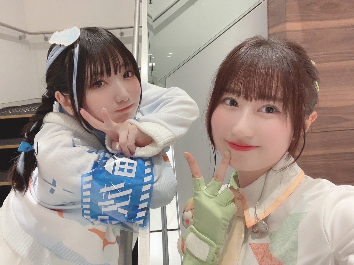 身長差コンビ💚💙 写真を撮る時はこうなります。 #シャニマス