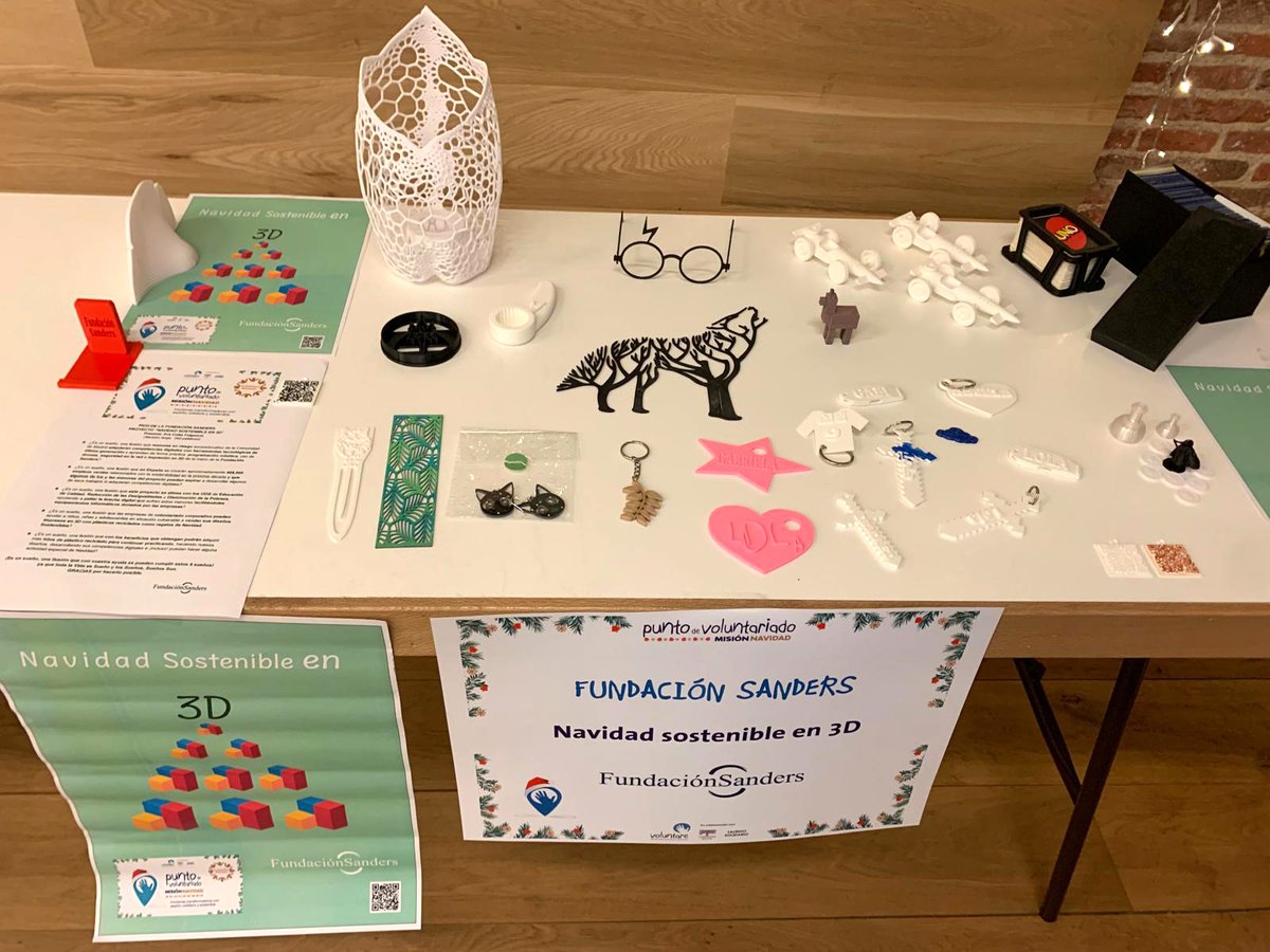 Estas maravillas en impresión 3D presentamos en el Punto de Voluntariado “Misión Navidad” hechas por los chicos y chicas de los centros #puntovoluntariado #misionnavidad @Voluntare <a href="/fundacionbotin/">Fundación Botín</a>