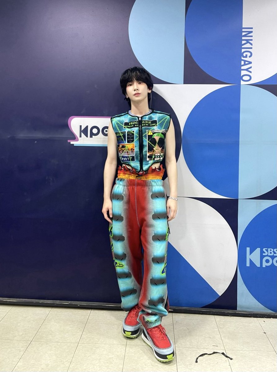 SHINee オブジェ 手