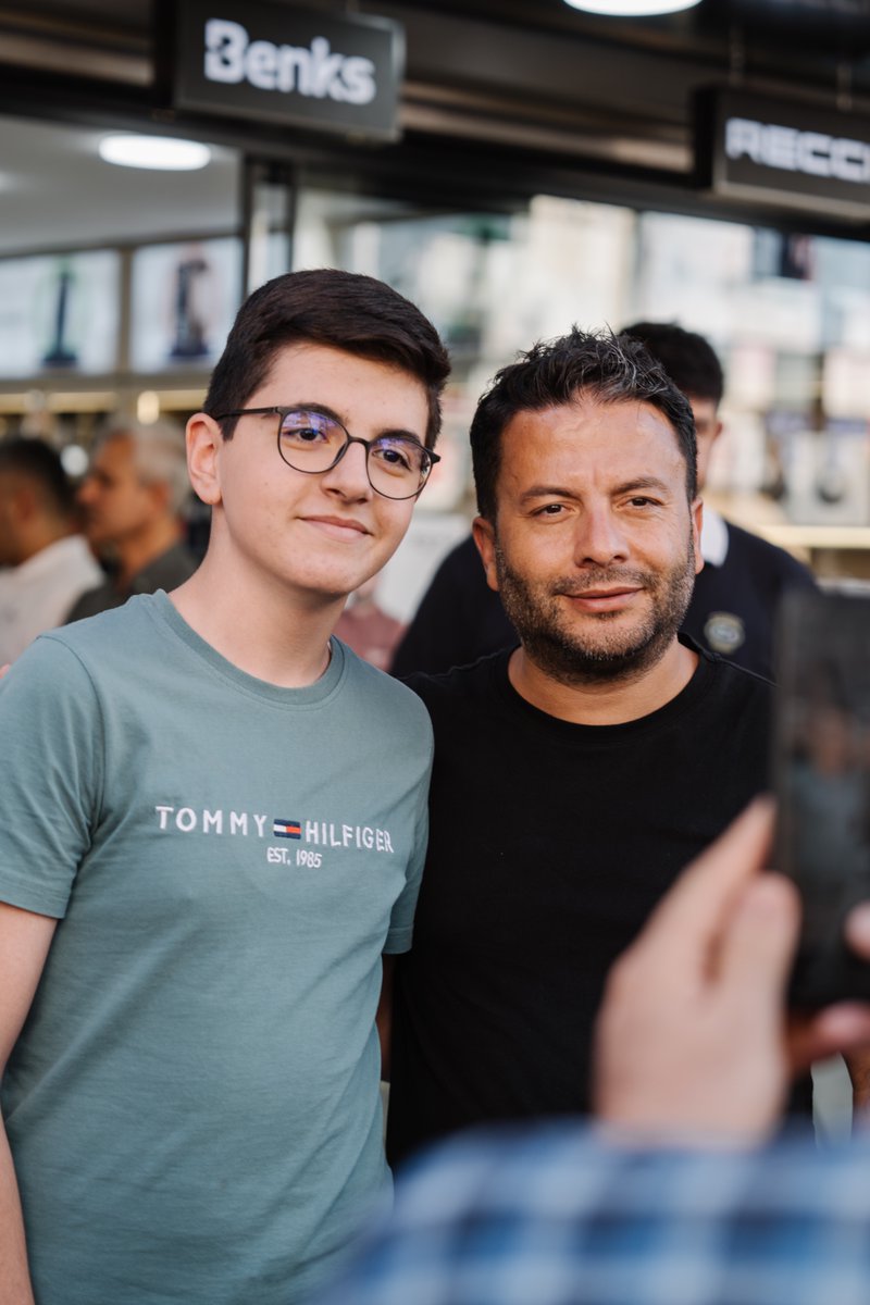 zoreaksesuar's tweet image. Ankara’da açtığımız iki yeni Zore Premium mağazamızın heyecanını paylaşmaktan büyük mutluluk duyuyoruz! Açılış etkinliğimize katılan tüm değerli müşterilerimize, misafirlerimize ve iş ortaklarımıza yürekten teşekkür ederiz. 🤝
#Zore #ZorePremium #ShiftDelete #Ankara #Teknoloji