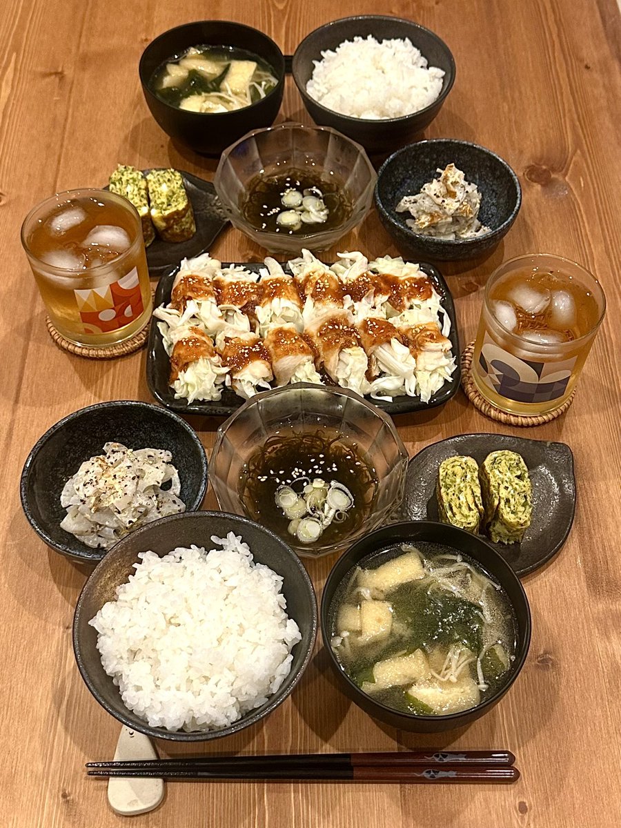 anai_meru's tweet photo. 同性カッ��ルの同棲ごはん🍚
鶏肉メイン1皿＋副菜3品シリーズ https://t.co/d9pfIJt5XG