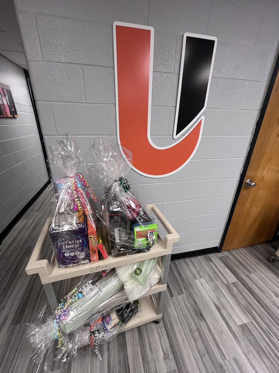 Unami Middle School tweet media