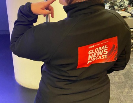 Ooooh! I got a new jacket to keep me warm in the studio. 

#merch #globalnewspod #AllTheCoolKids

Thanks, <a href="/Globalnewspod/">Karen Martin</a>
