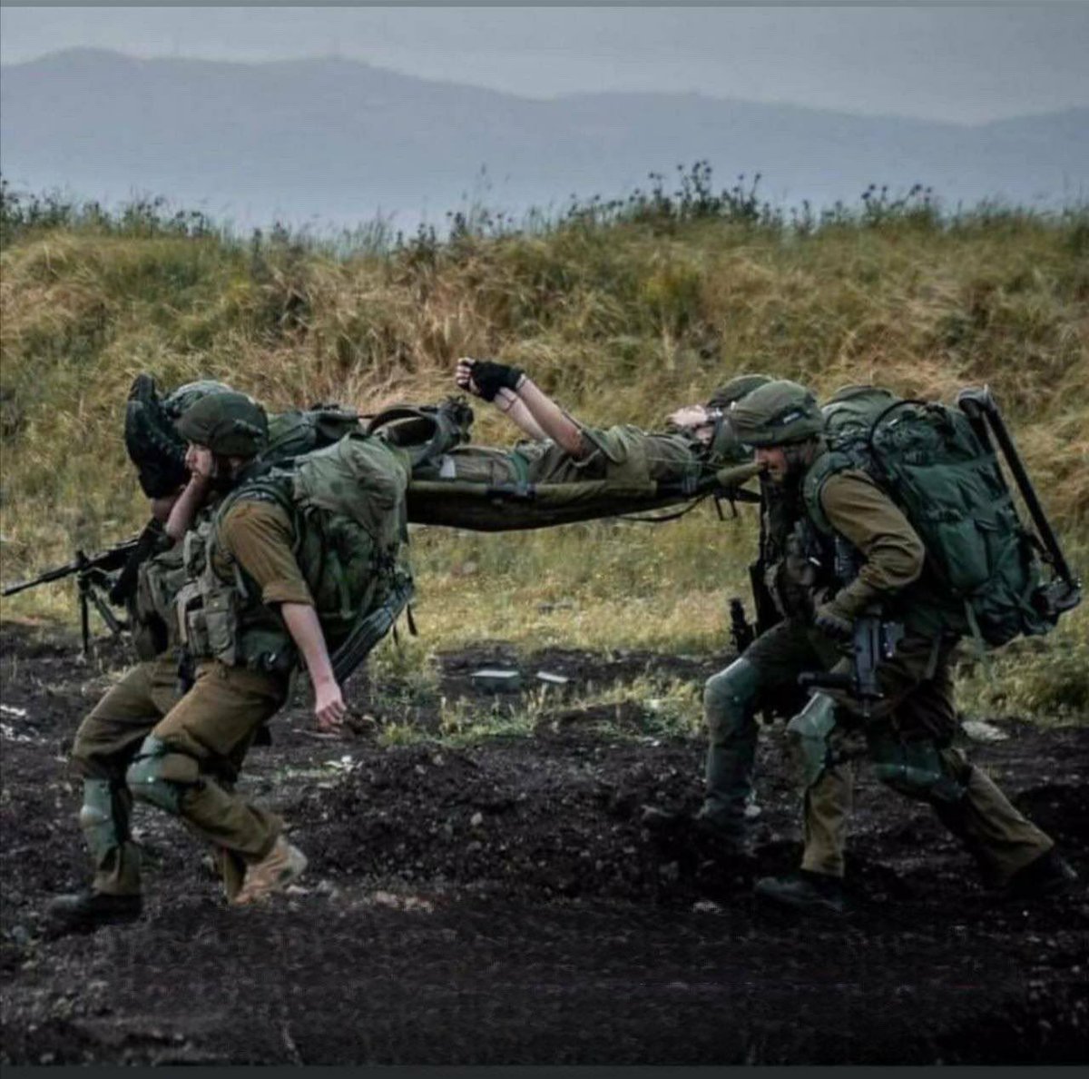 حدث اليوم.... 
العودة لجيش العدو أصبحت أفقية عند الحدود الشمالية (صدق نصر الله)
#حيفا 
#الحرب_بدات_الان