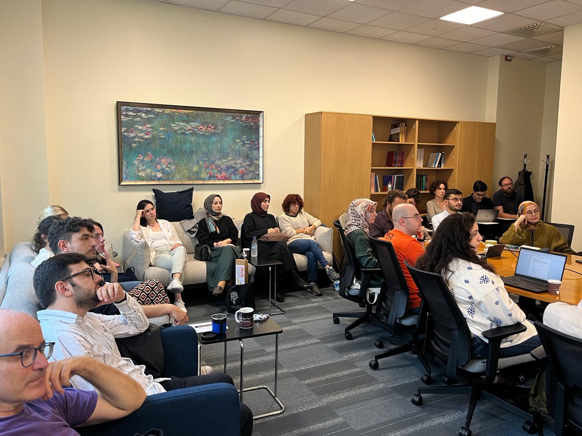 We wanted to thank Yavuz Aykan for sharing with us his fascinating work on the ill-fated Esperanza Malchi (d. 1600) and the legal justifications for seizing her wealth. Thanks also to all who participated in the lively discussion afterward!