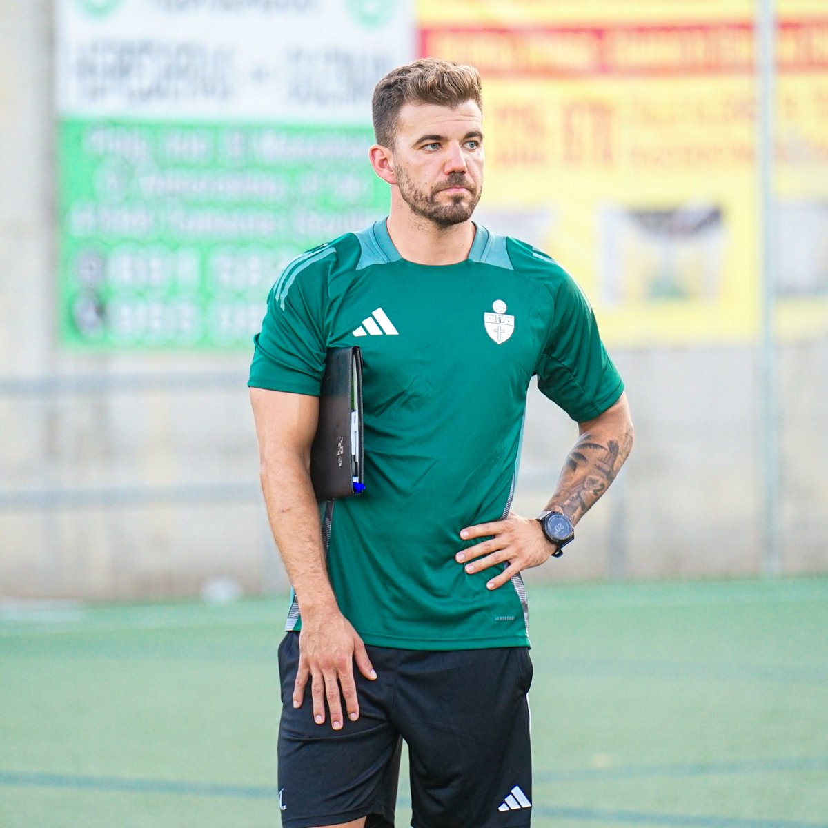 🤕 En el día de ayer nuestro míster fue intervenido de ligamento cruzado anterior y menisco.

💪🏼 ¡Te deseamos una pronta recuperación Rupe!

#NuestroCamino #CaminoViejo