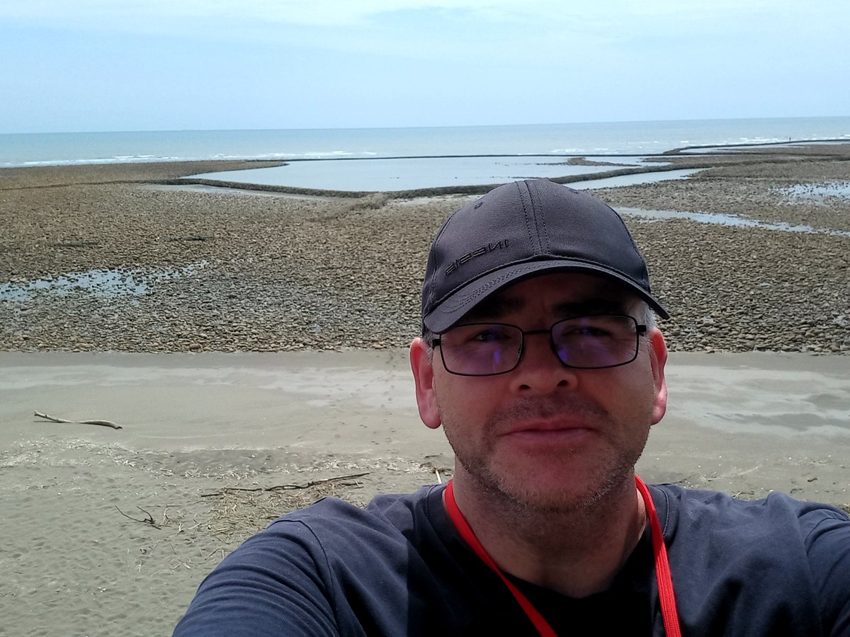 When it comes to understanding the long-term management and conservation of stone #fishweirs, one of the greatest challenges is to communicate to the wider community what the impact of storms and extreme weather events can have on the structures. 1/7