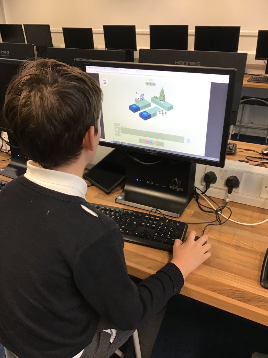 Tech Wizards are playing the coding game Rodocodo. They have to use their computational thinking skills to solve problems and debug codes given to them! #hepscomputing <a href="/rodocodogame/">Rodocodo</a>