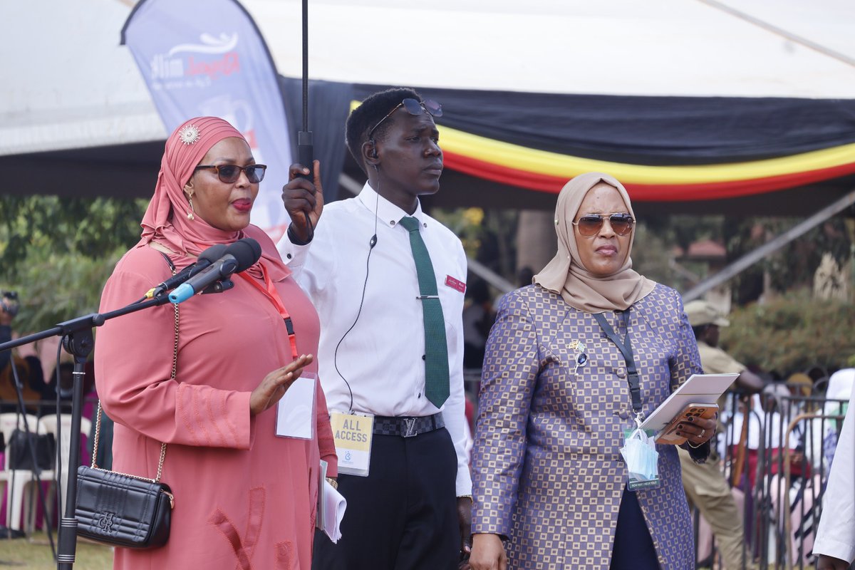 Isabelle002Anku's tweet photo. Happy #NMWCInauguration Day 

Today, we join the Muslim Women of Uganda as they inaugurate their National Women Council https://t.co/yEQwT1jjYY