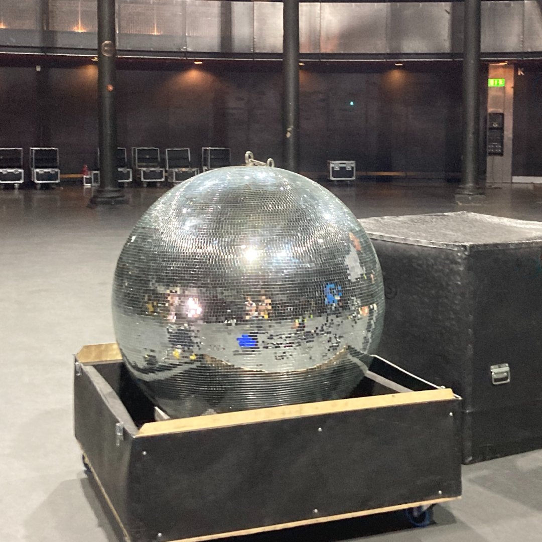 Spotted in the wild!

We're dusting off our glitterball, building our stage, prepping speeches and adding the final touches to make tonight an unforgettable evening here at the Roundhouse! 🏆💙

Who's ready?!

#AE24