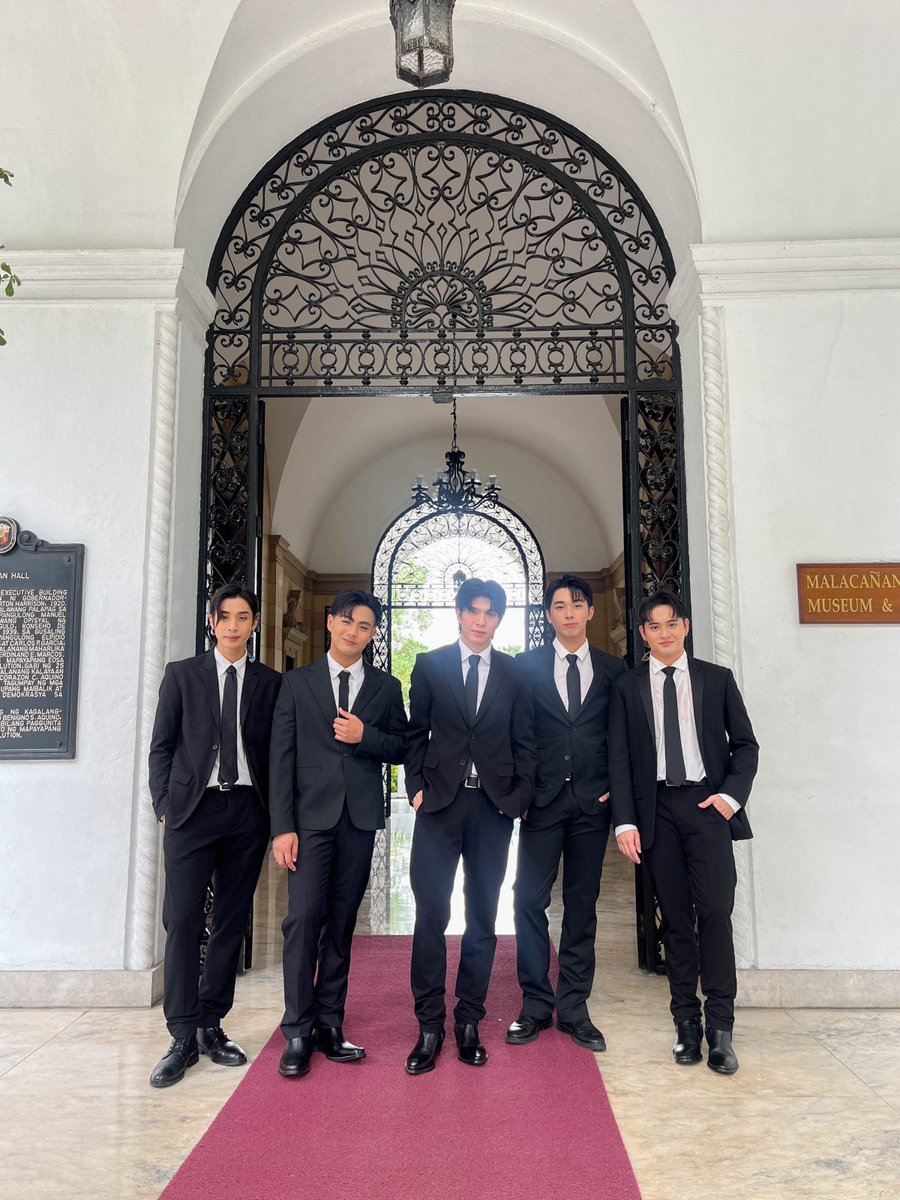 bgyo_ph's tweet photo. #BGYO | PH represent!🇵🇭 It was a privilege to perform at the state luncheon in honor of the South Korean President and his distinguished team. Grateful for this opportunity! https://t.co/vQpnK5tdTf