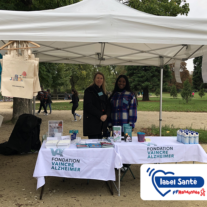 ffrandonneeIDF's tweet photo. Le 29 septembre, la FFRandonnée IDF et la Fondation Vaincre Alzheimer ont organisé la 𝗥𝗮𝗻𝗱𝗼 𝗦𝗼𝗹���𝗱𝗮𝗶𝗿𝗲, réunissant 𝗽𝗹𝘂𝘀 𝗱𝗲 𝟭𝟭𝟬 𝗽𝗮𝗿𝘁𝗶𝗰𝗶𝗽𝗮𝗻𝘁𝘀 dans le bois de Vincennes !
Plus d’infos sur la Rando Santé : https://t.co/Wq5kZ286mP https://t.co/HBtlZf3NgI