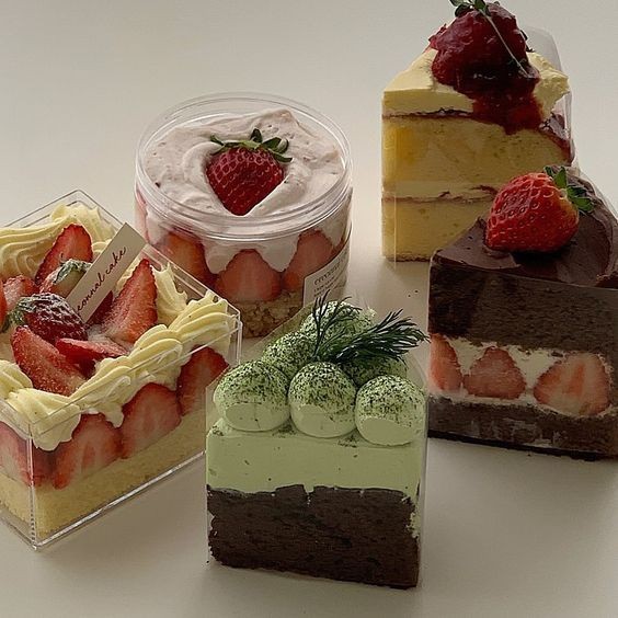 honkairol's tweet photo. Empezamos la mañana con un postre, porque queremos endulzar su mañana y este martes (casi viernes).

Tengan un día excelente, pórtense bien, recuerden tomar mucha agua y comerse todo. 🦦 https://t.co/VUNLCFfP8U