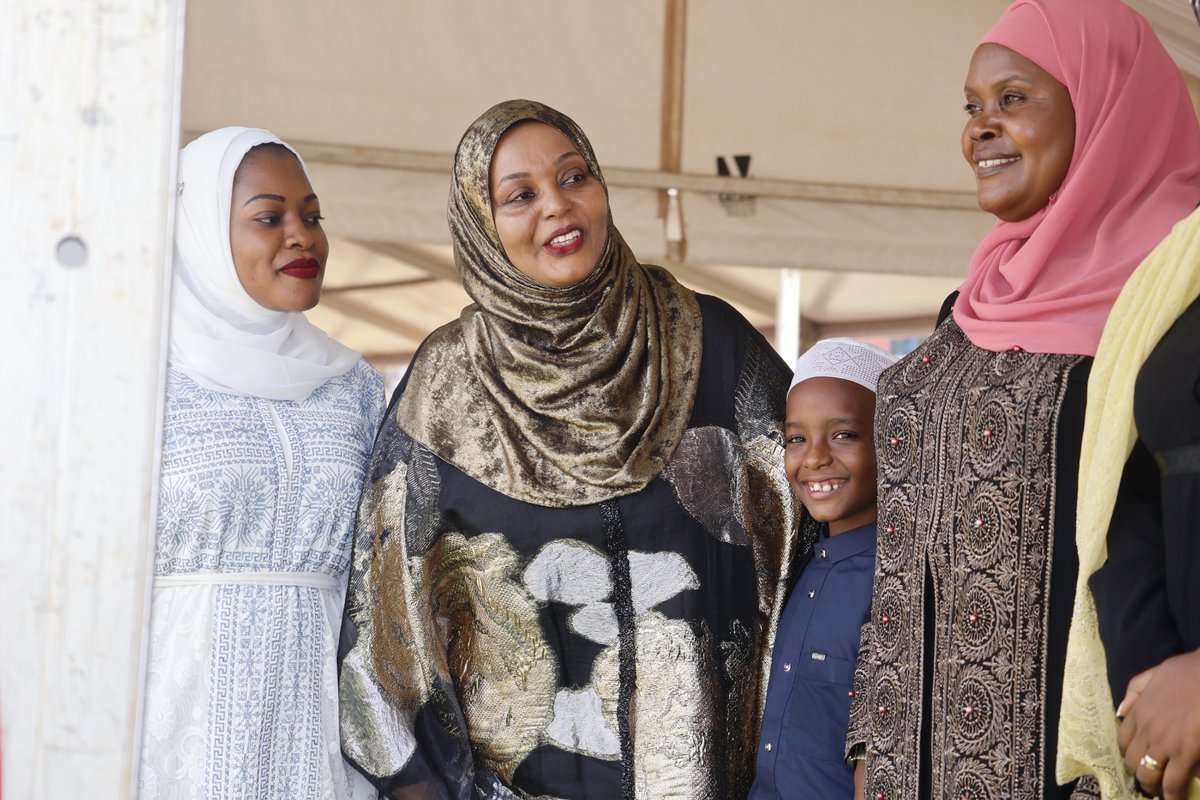 habibmustafah's tweet photo. Because it's the National Muslim Women's Day. 

Today's theme: The Role of Muslim Women in Socioeconomic Transformation
#NMWCInauguration https://t.co/IgTNsTadzX
