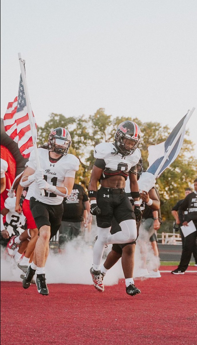 Tralan “Tmoney💰”Brooks (@t_money254) on Twitter photo It’s go time!!! Ready to go into district and dominate been working too hard for this goal of becoming district champs can’t let all the hard work we put in go to waste. If my presence haven’t been felt yet I promise you they will be now💯 #LLM🕊️ #LLX🕊️
<a href="/Mexia_Athletics/">Mexia Blackcats</a> It’s go time!!! Ready to go into district and dominate been working too hard for this goal of becoming district champs can’t let all the hard work we put in go to waste. If my presence haven’t been felt yet I promise you they will be now💯 #LLM🕊️ #LLX🕊️
<a href="/Mexia_Athletics/">Mexia Blackcats</a>