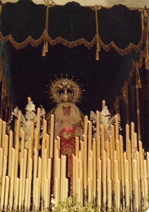 ⚪️⚫️NUESTRA HISTORIA⚫️⚪️ 
Durante el Año de la Fe participó en los actos organizados por el Consejo Local de Hermandades y Cofradías: Besamano Mariano Magno, Pontifical y Besapiés Magno.