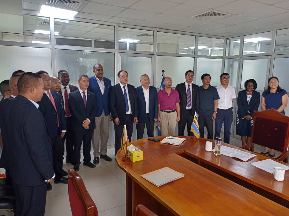 MAAIF πΊπ¬ (@maaif_uganda) on Twitter photo #SSCUganda : Earlier today, Hon. <a href="/FrankTumwebazek/">Frank K Tumwebaze,MP: Isaiah 41: 11</a> accompanied by the Project Coordinator of the @fao-China-Uganda South-South Cooperation Project <a href="/JTwinamasiko1/">Julius Twinamasiko</a> met a delegation from KEHONG Group with Chinese counterparts from the South-South Cooperation Project. #SSCUganda : Earlier today, Hon. <a href="/FrankTumwebazek/">Frank K Tumwebaze,MP: Isaiah 41: 11</a> accompanied by the Project Coordinator of the @fao-China-Uganda South-South Cooperation Project <a href="/JTwinamasiko1/">Julius Twinamasiko</a> met a delegation from KEHONG Group with Chinese counterparts from the South-South Cooperation Project.