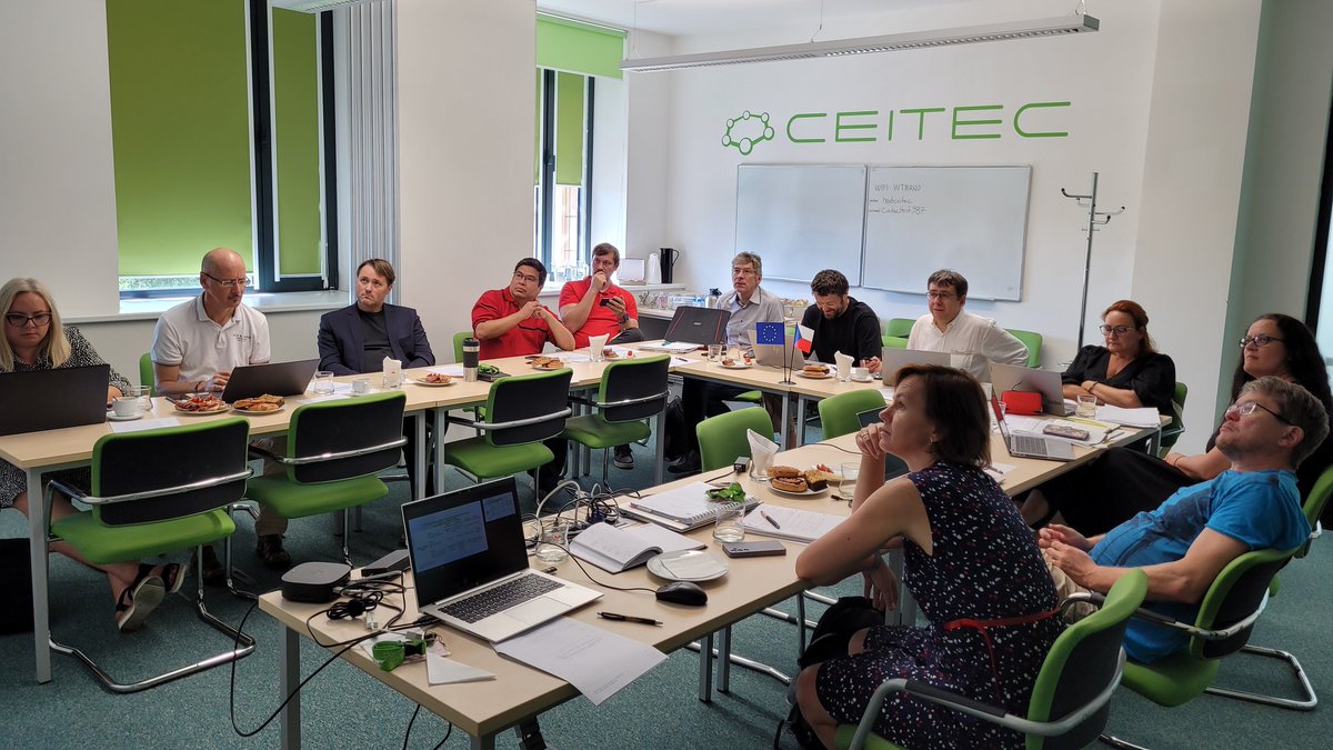 GlassCeramicHub's tweet photo. GlaCerHub Hub Board' s 2nd Meeting of 2024: Key Updates and Future Plans!
#GlaCerHub #FunGlass #CEITECBUT #ResearchInnovation #TechTransfer #Training2025 #MeltingDays #Collaboration #HubBoard #FuturePlans https://t.co/9H2vzx7fYz