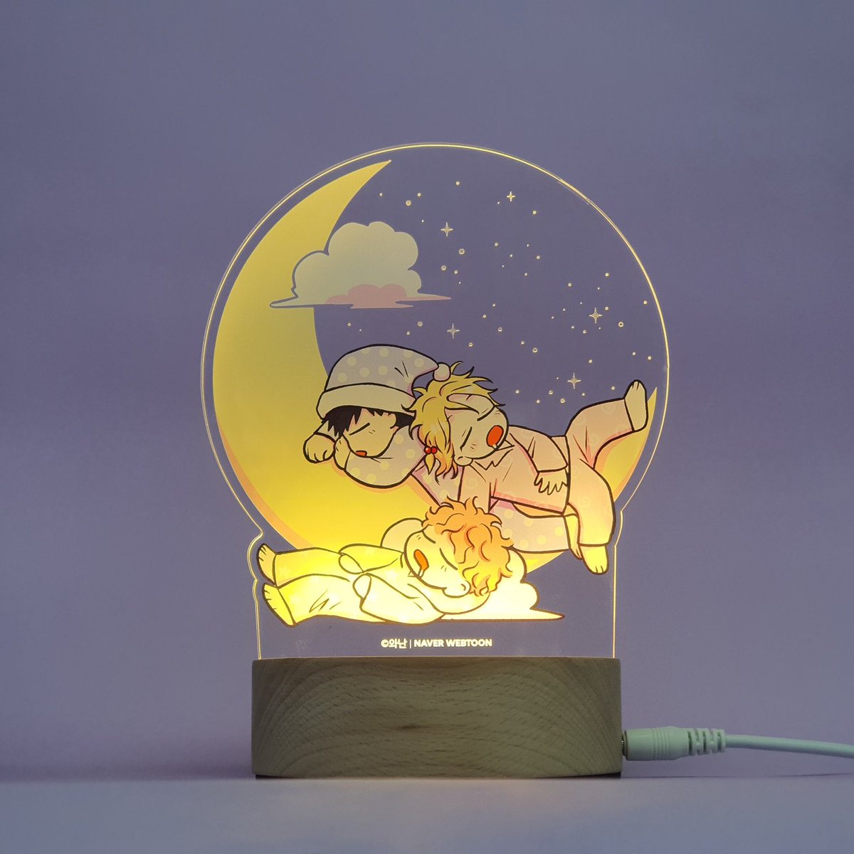 집이없어 스탬프 6종세트, 해준이 은영이 학생증 &amp; 명찰, 굿나잇 아크릴 무드등이 추가 입고 되었습니다!!!!😂🌛🏠

9일부터 바로 만나보실 수 있어요!