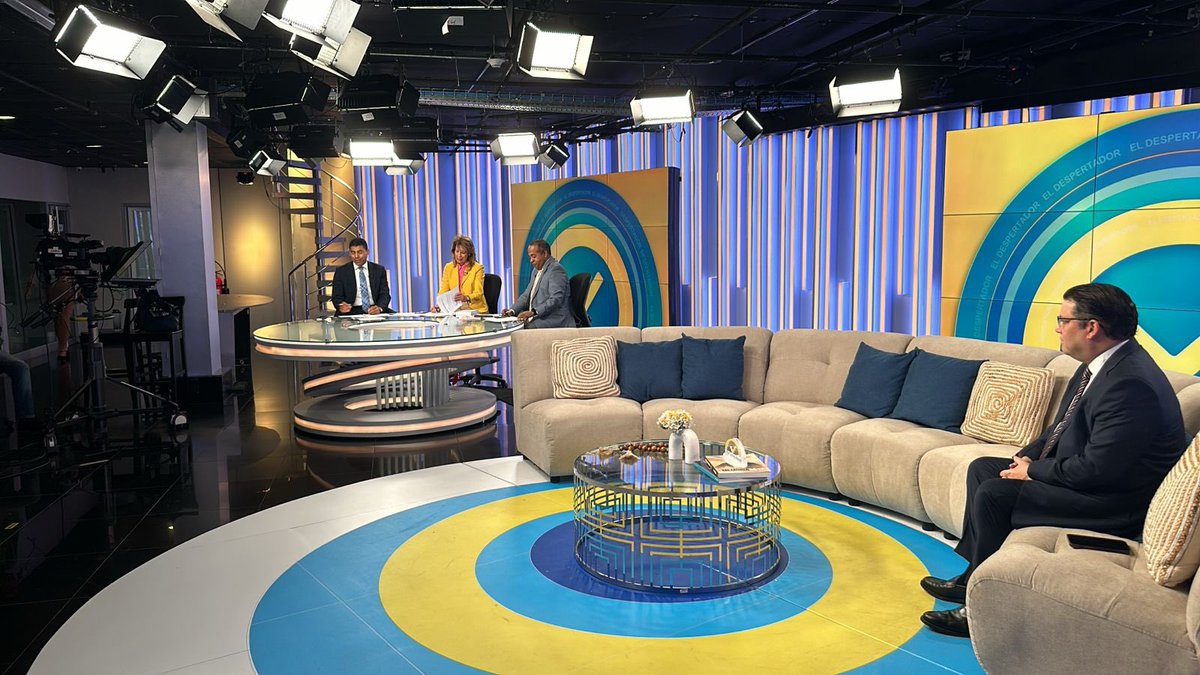 SanzLovaton's tweet image. Buenos días ☀️. En unos momentos estaremos en El Despertador por @SIN24Horas, donde hablaremos de una #ReformaQueTransforma. 

Sintoniza aquí el enlace de la transmisión en vivo👇🏻

youtube.com/live/25ZZadIrL…

#ReformaPositiva #PactoIdeal