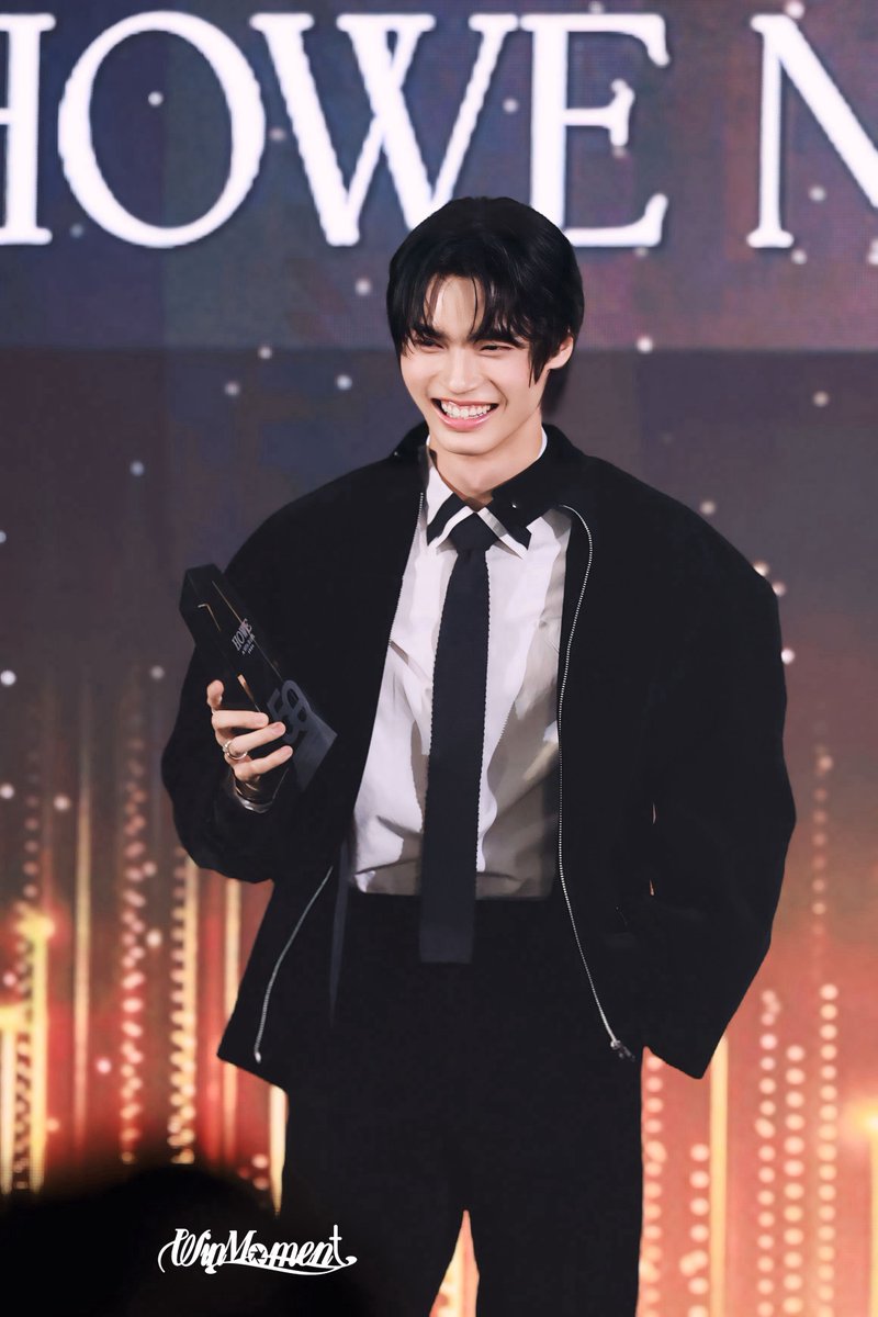 WIN_PHOTO0221's tweet photo. 😆
WIN AT HOWE AWARDS

#HOWEAWARDS2024
#HOWEAWARDS2024xWIN https://t.co/4MZBPWf3na