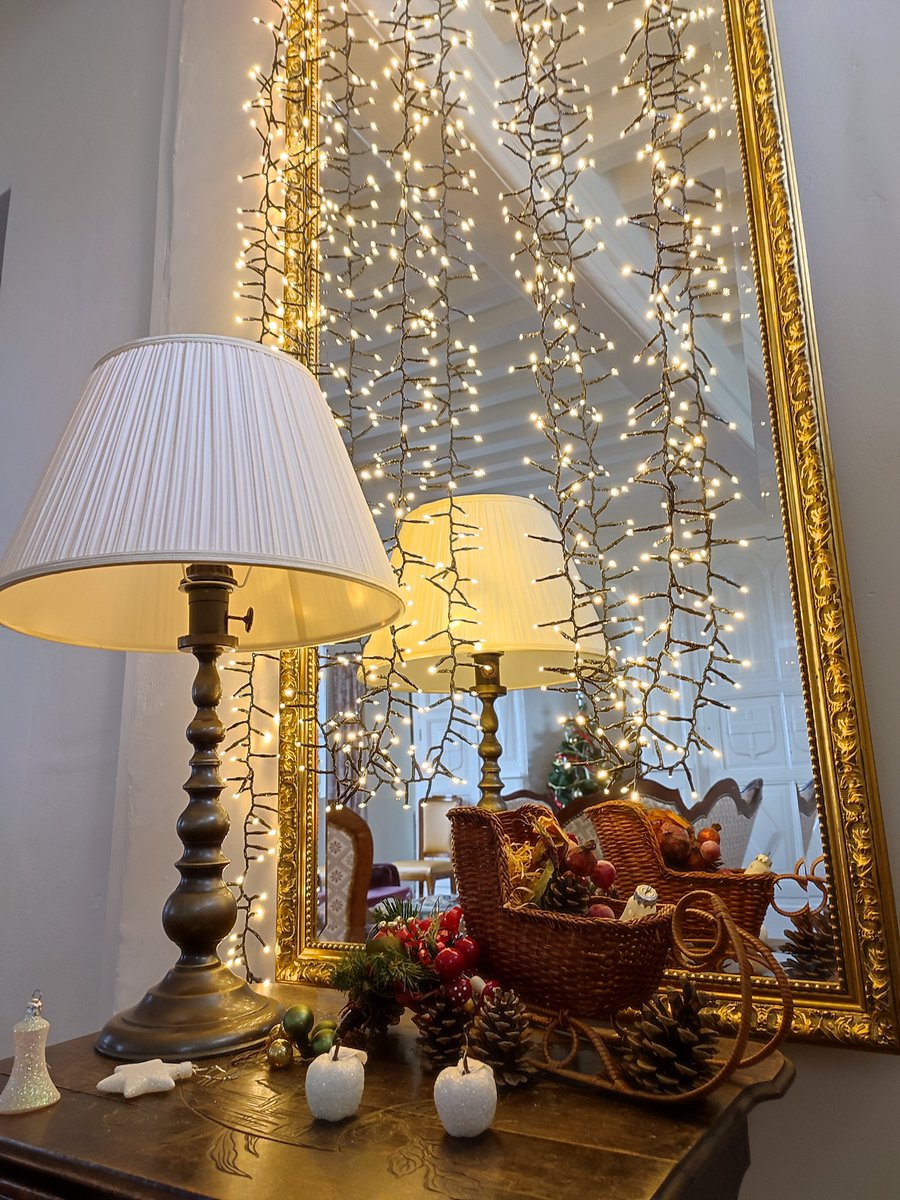 pommoy's tweet photo. 𝑽𝑨𝑪𝑨𝑵𝑪𝑬𝑺 𝑫𝑬 𝑵𝑶𝑬𝑳 🎄🎅
Noël approche, créez des souvenirs. C'est le moment de découvrir le Château du Pommoy ! C'est la détente absolue, même pour les familles nombreuses jusqu'à 20 personnes ...

Contactez-nous : https://t.co/A5vuxaAyB0 https://t.co/pZfSxJ2qRH