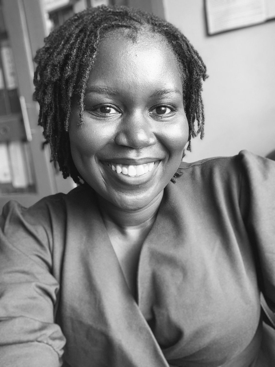 a__wairimu's tweet image. In my loc'd era for real!!
Two years of my locs and I loove it here!

#sisterlocs #microlocs