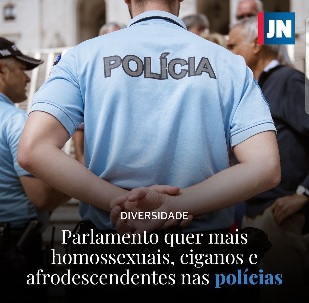 Vivemos num país que dá mais ênfase à orientação sexual, à etnia e à cor da pele do que à competência das pessoas. 

Uma sociedade que só olha para preencher rótulos, é uma sociedade condenada ao insucesso.