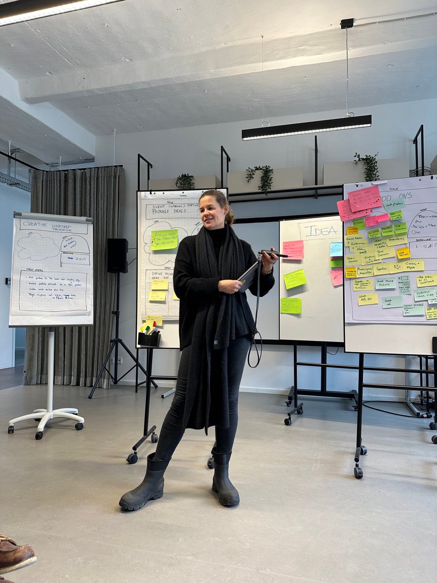 betahaus's tweet image. Brewing new ideas with our team! 🧠 ☕️ 

#berlinteam #brainstorming #okrs #coworking #eventspace #berlin