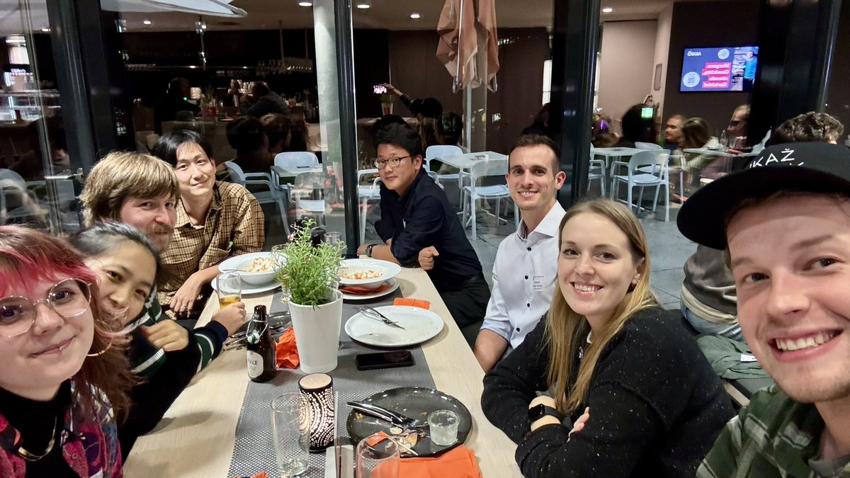 LaniusOndrej's tweet photo. 🧠 And that's a wrap for #ACN2024 at the @ruhrunibochum 🐦‍⬛The avian neuro and cognition community is the friendliest 🤩 I'm glad I could be a part of it 🤯 The highlight was the lecture by Prof. Güntürkün, but also by others @CornishJackdaws @AlexhTaylor @Birb_brains https://t.co/was3eMEnm1
