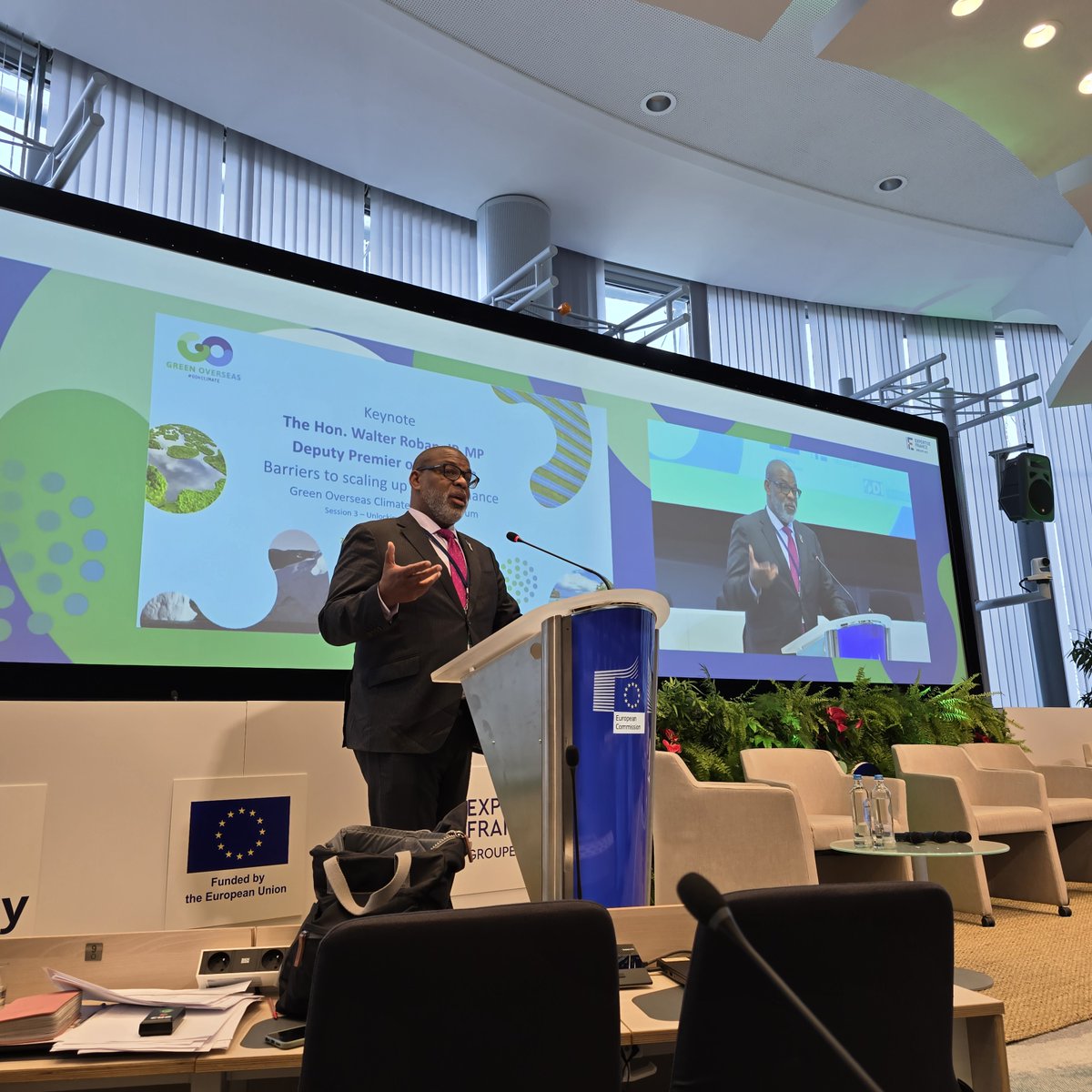 BDABXLOffice's tweet photo. This week Deputy Premier and Minister of Home Affairs the Hon. Walter Roban JP, MP is representing Bermuda at the Green Overseas Climate Finance Forum, held in Brussels. 🇧🇲🌎🌿

#bermudainbrussels #climatefinance #GO4CLIMATE https://t.co/mK9m9dl1ry