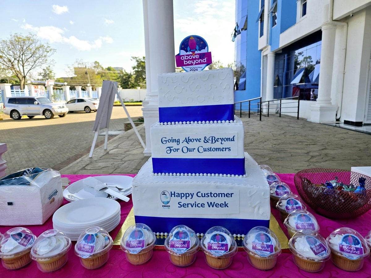 KIWASCO's tweet photo. As the celebrations continues- KIWASCO staff together with our customers and partners joined in a glamorous cake cutting to officially inaugurate the Customer service week.
#AboveAndBeyond
#CSW2024
#kiwasco
#RefreshLife https://t.co/GGkYMxzlZ9