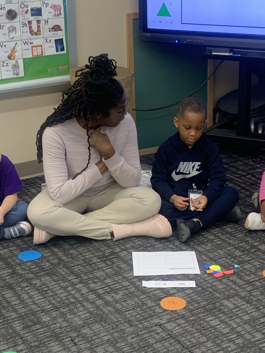conni_davis's tweet photo. Great start to the morning with Mrs. Woods and her class!  They are doing 2-part sorting!  Go mathematicians at ELC Winding Ridge! https://t.co/DCjpMod0vs