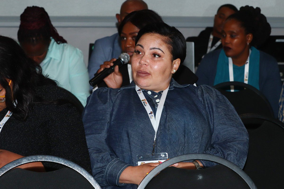 DpmeOfficial's tweet photo. @GovernmentZA @thensgZA @thedpsa @SAMEA_ZA @JETEdServices @CLEARAA1 @StatsSA @Africa_evidence @AfricaAEYL @GEI_GlobalEval The significant session is a part of a few that are currently underway at the @SAMEA_ZA 9th Biennial Conference, which is cohosted by the DPME.
#SameaConference https://t.co/WVjKqlkqNm