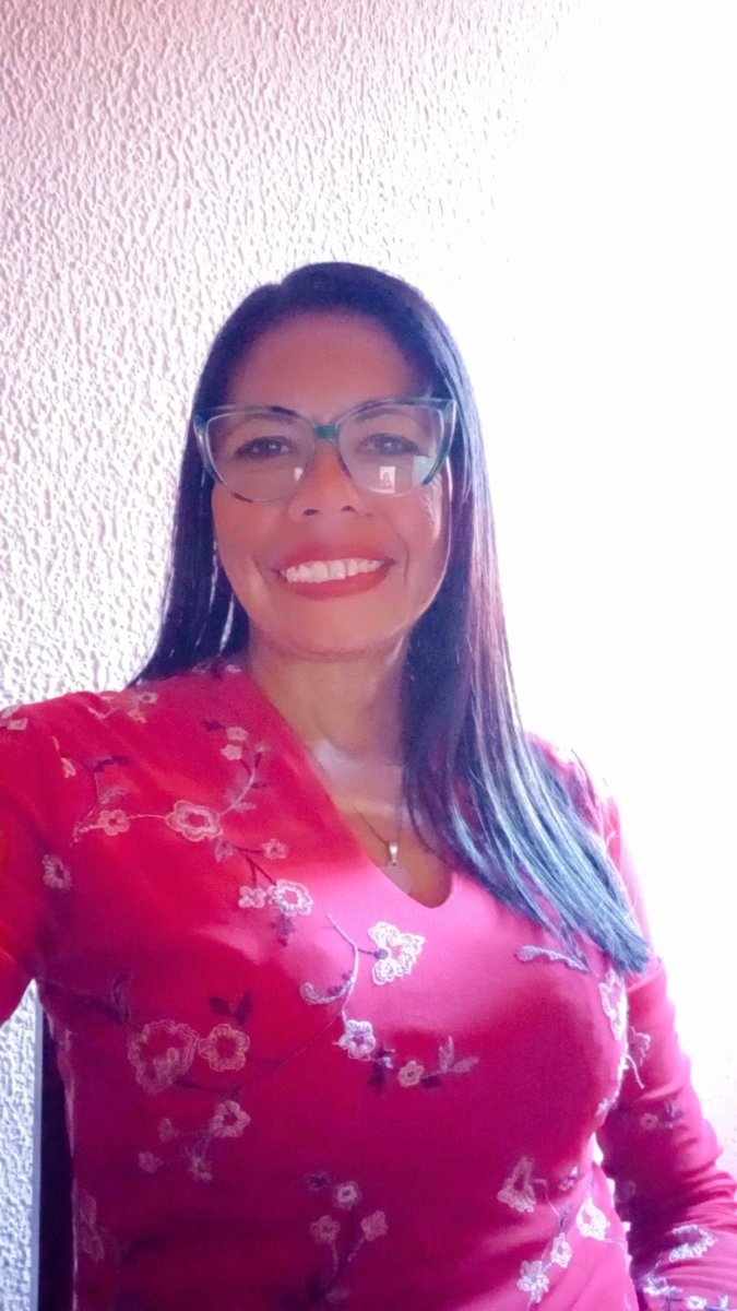 yolucecita's tweet photo. Y a esta hora....y sin tomar café...ps a colar. Vida y Salud✌🏼😎 Feliz Día mis Xseros
#MartesDeGafas 👓
#CreandoAndo #Activa #ADarlaToda #ColandoCafe #FelizMartes
🕶 https://t.co/tn2v6WwyDx
