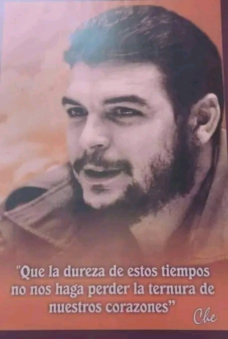 YurisamNaranjo's tweet image. Guerrillera siempre , con la guia de tu   ejemplo..#ComoElChe.