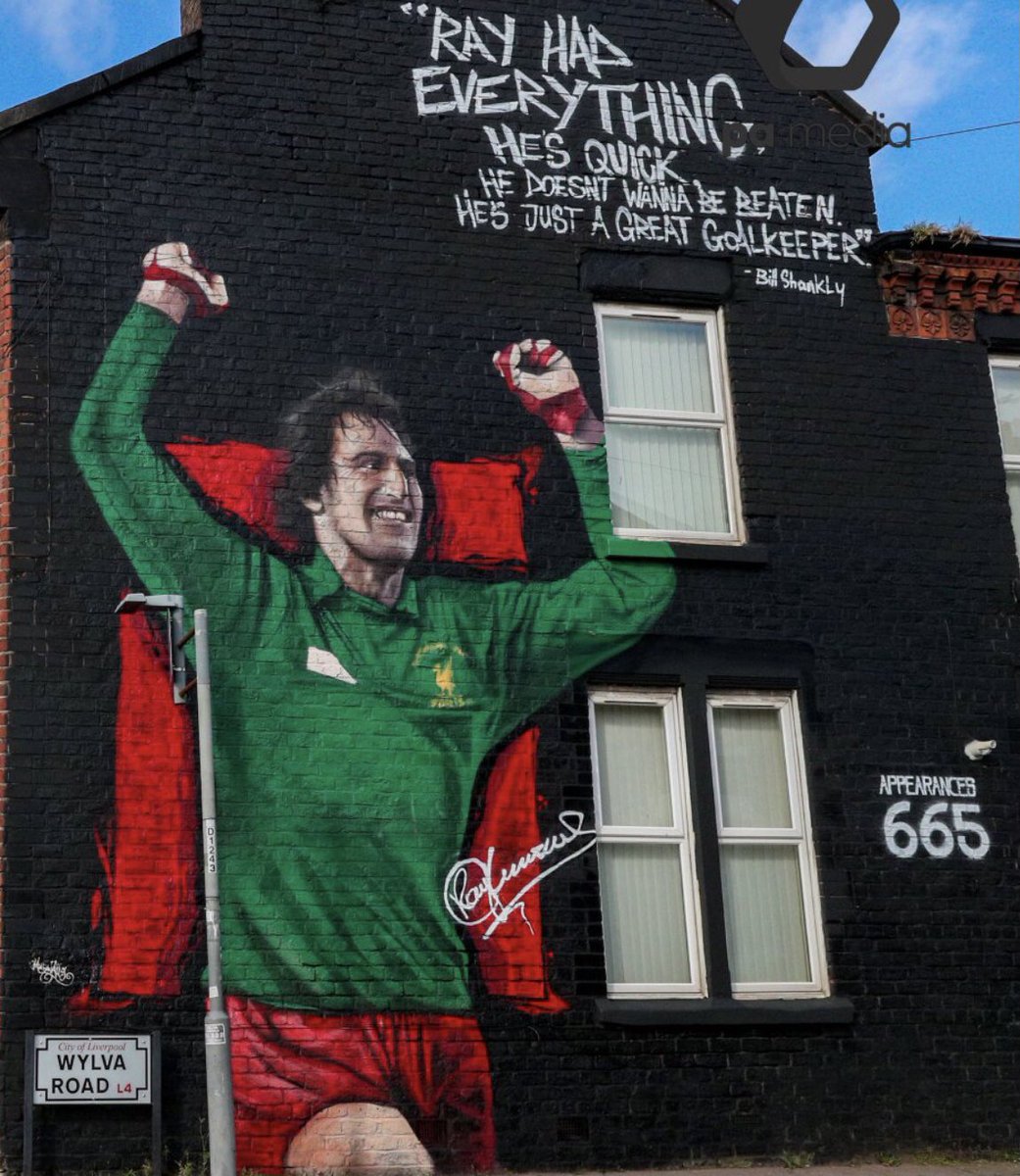 FootballGraffiti tweet media