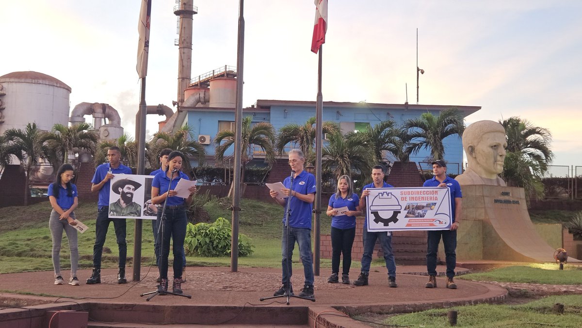 abdiel_psa's tweet photo. En  jornada Camilo-Che la Subdireccion de Ingeniería  de @MoaNickel1994 desarrolla matutino informativo donde se explican a los trabajadores  los resultados del mes de septiembre y pronóstico del mes de octubre. https://t.co/a7qoGfdUYS