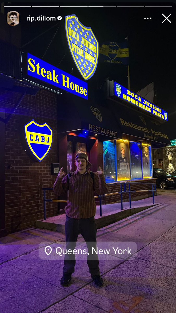 somoscorta's tweet photo. Dillom compartió una historia en la parrilla "Boca Juniors Steak House" en Nueva York.