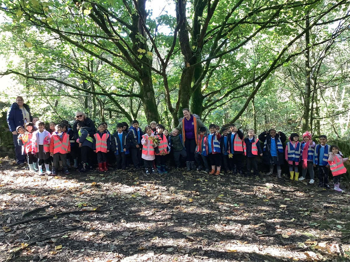 GaskellPrimary's tweet image. Class 1M trip to Wilders wood. We looked at human and physical features for Geography topic and then went on an Autumn hunt for our Science work. @GaskellScience @ExploreGaskell